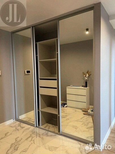 Шкаф купе встроен на заказ от фабрики в прихожую