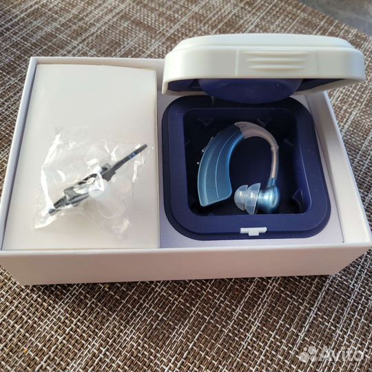 Цифровой слуховой аппарат.Britzgo-1700