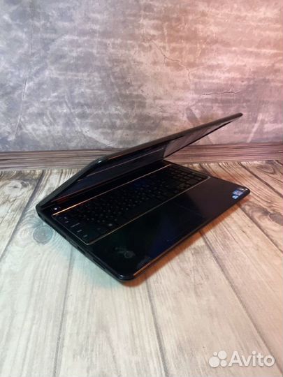 Ноутбук Dell Inspiron/Core i3/GeForce GT 525m