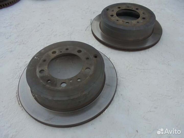 Тормозной диск задний Lexus Lx570 URJ201