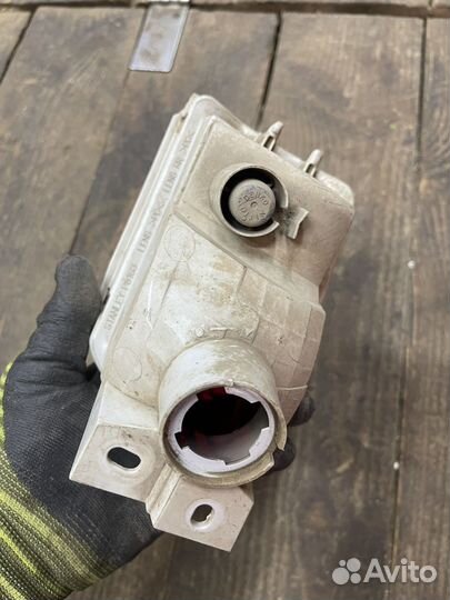 Противотуманный фонарь Toyota LC Prado 150