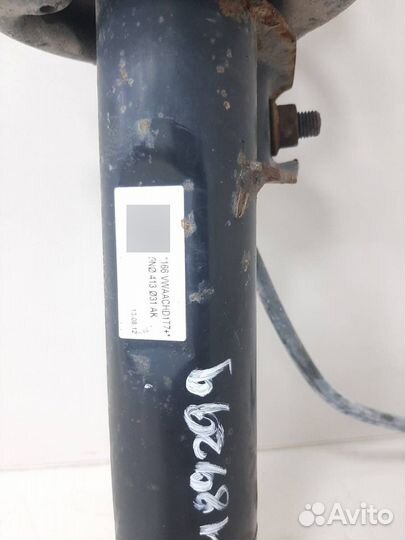 Амортизатор передний Volkswagen Tiguan 5N2 2011-2016