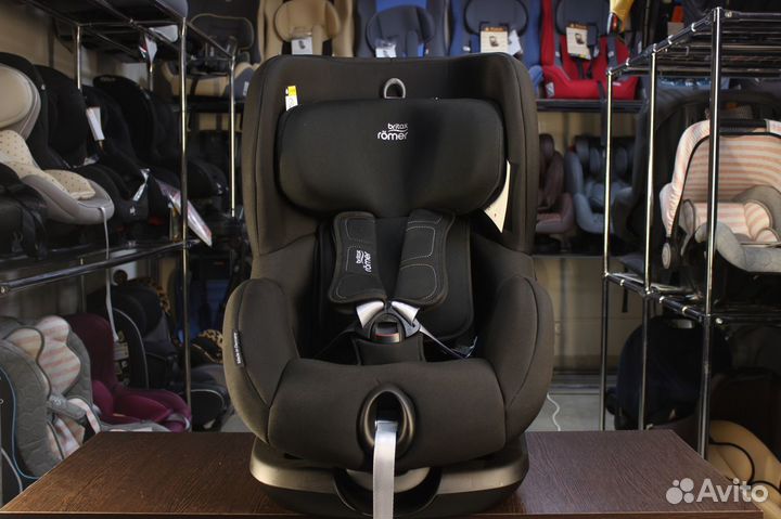 Автокресло детское Britax Romer Trifix 2 9-18 кг