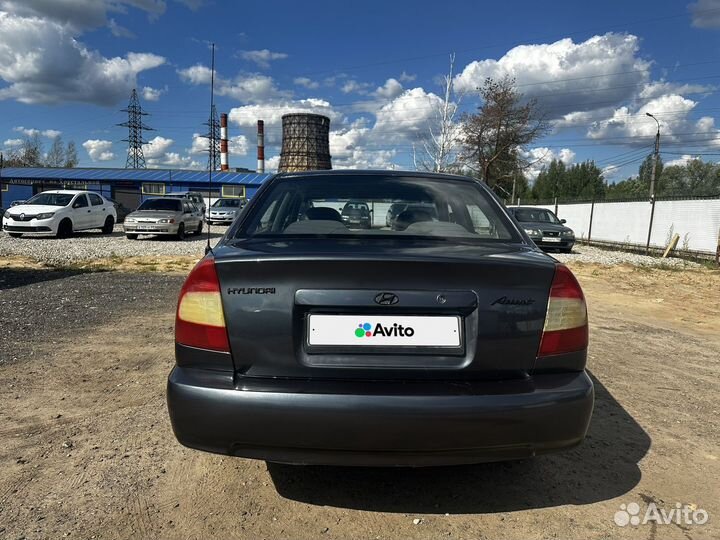 Hyundai Accent, 2003