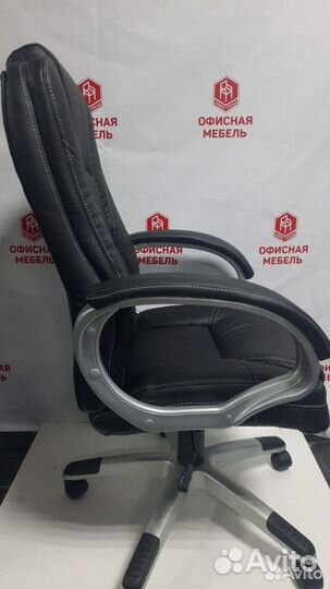 Офисное кресло College BX-3177