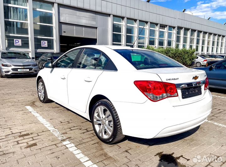 Chevrolet Cruze 1.8 AT, 2015, 142 930 км