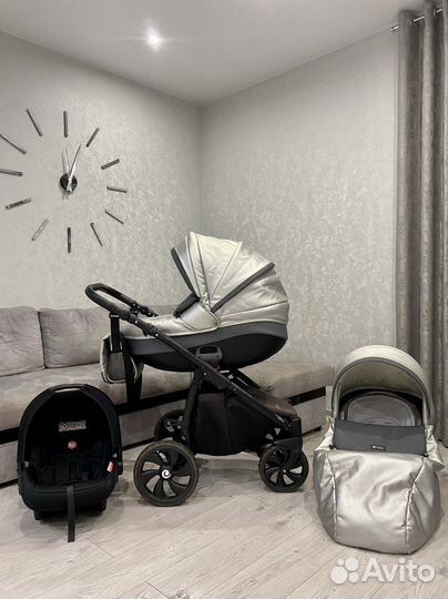 Коляска 3 в 1