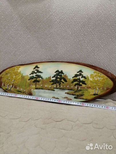 Картина на срезе дерева