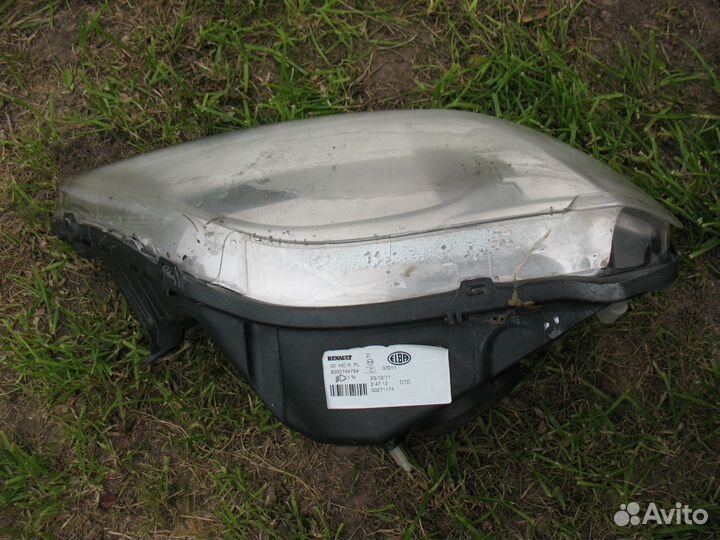 Фара Renault Logan с дефектами