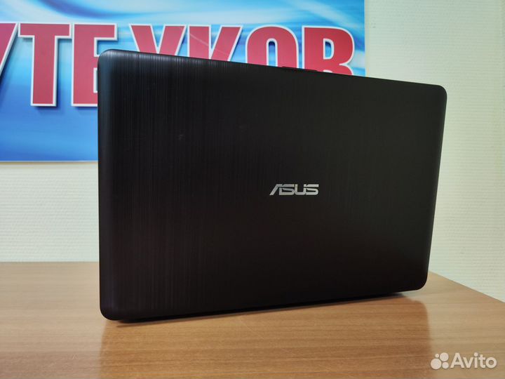 Ноутбук бу Asus / core i3 / geforce mx 2gb / ssd