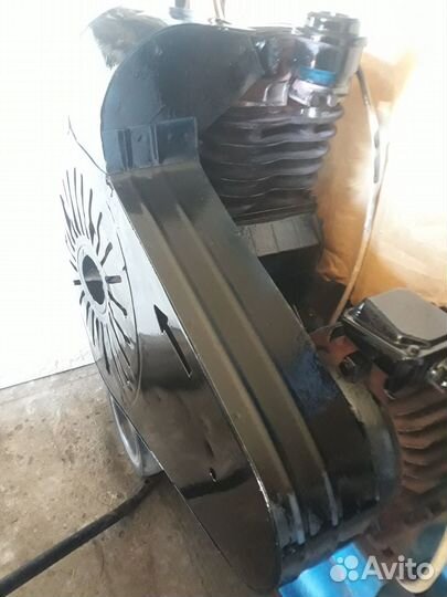 Продам компрессор со 7б