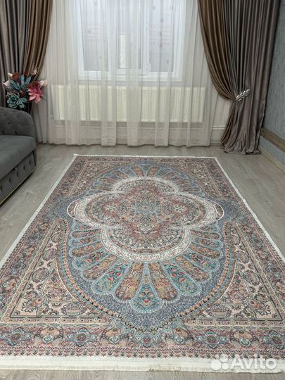 Ковры и паласы новые