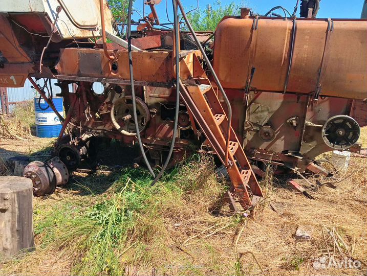 Комбайн нива на разбор