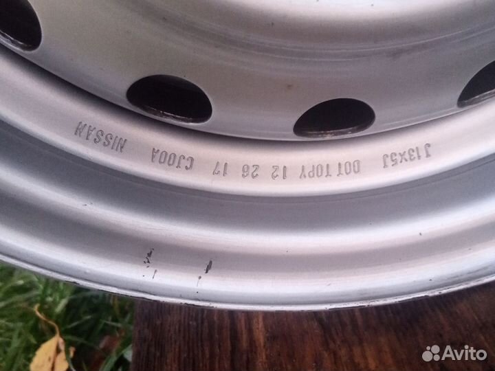 Комплект оригинальных дисков Nissan 13