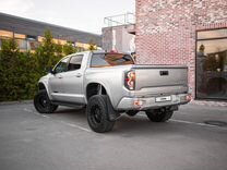 Toyota Tundra 5.7 AT, 2011, 110 000 км, с пробегом, цена 5 250 000 руб.