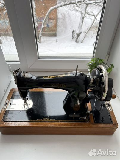 Швейная машина Подольск 1-А класса 1950 года