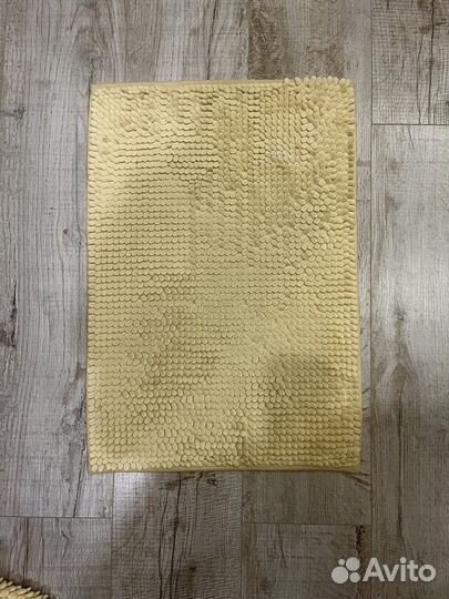 Коврик для ванной и туалета