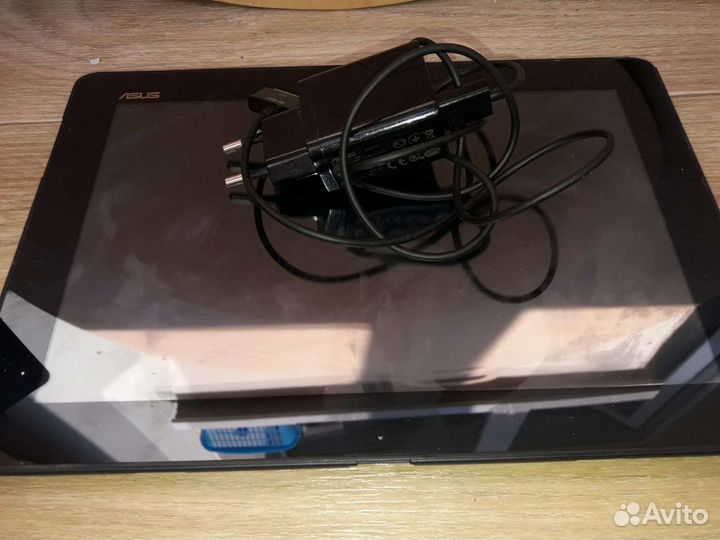 Планшет asus на запчасти