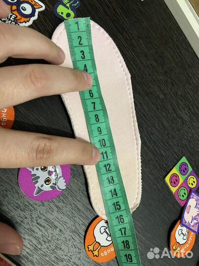 Кроссовки на девочку 24 размер