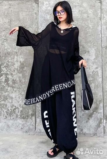 Спортивный костюм женский новый