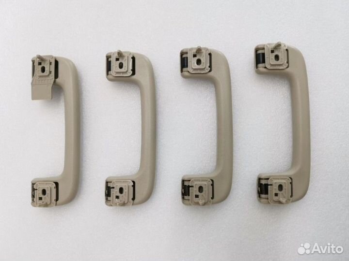 Ручка потолочная Mitsubishi Outlander 3 рестайлинг