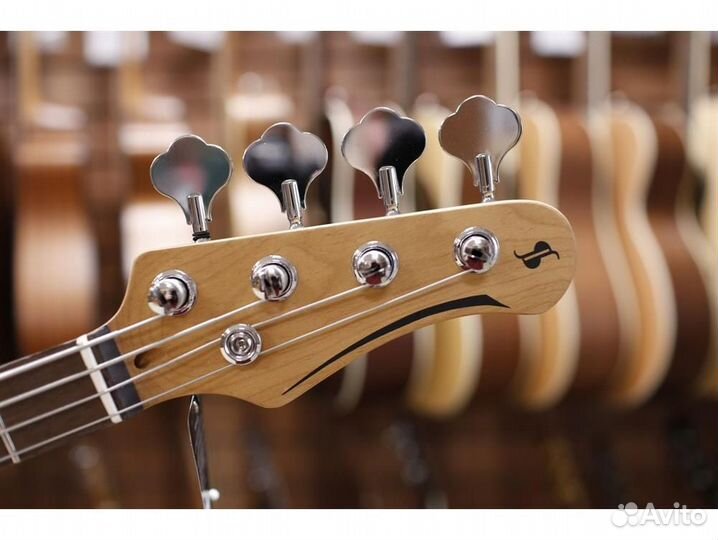 Stagg SBJ-30 WHB - бас-гитара цвет белый