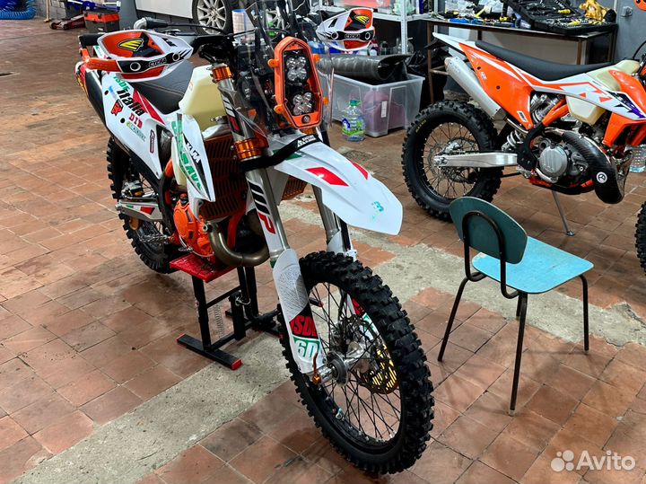 KTM 450 EXC-F Six Days 2021 (61мч)