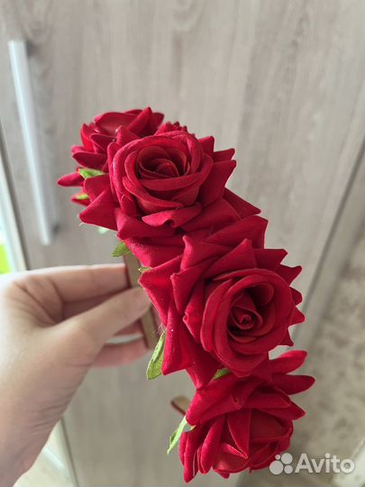 Ободок с цветами для девочки