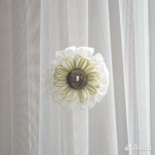 Клипсы 4 шт. «Цветок ванили» магнит декор