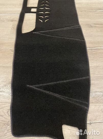 Накидка на панель приборов