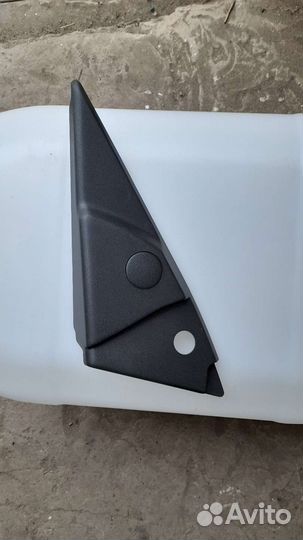 Крышка зеркала внутренняя левая нива Шевроле