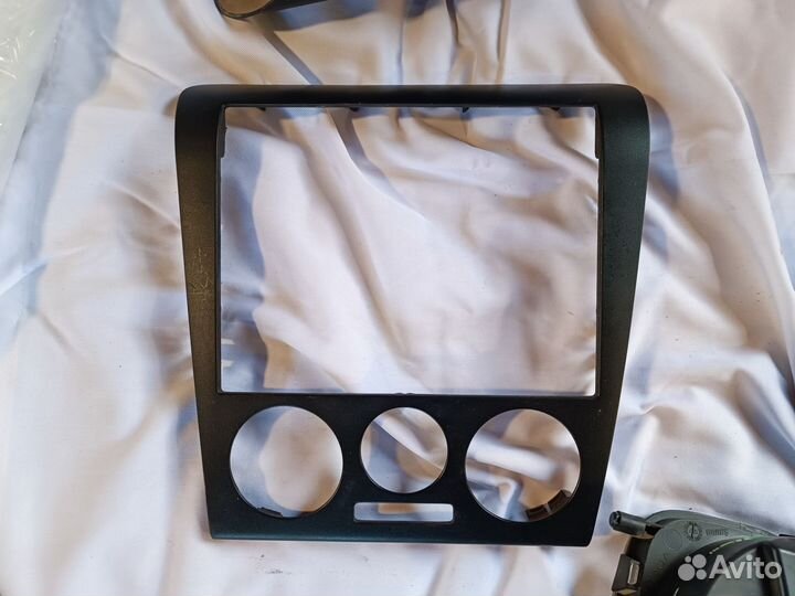 Рамка магнитолы шкода октавия тур
