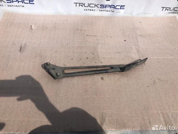 A9605206851 Кронштейн воздуховода Mercedes