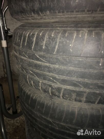 Bridgestone Blizzak Ice 215/65 R16 21B