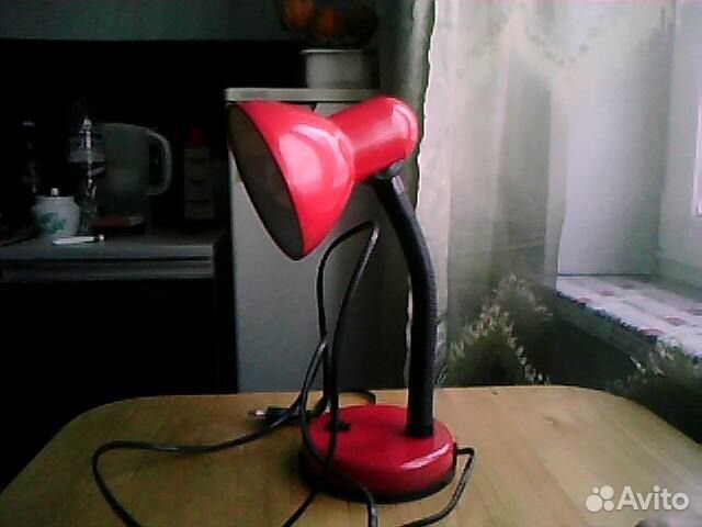 Лампа настольная