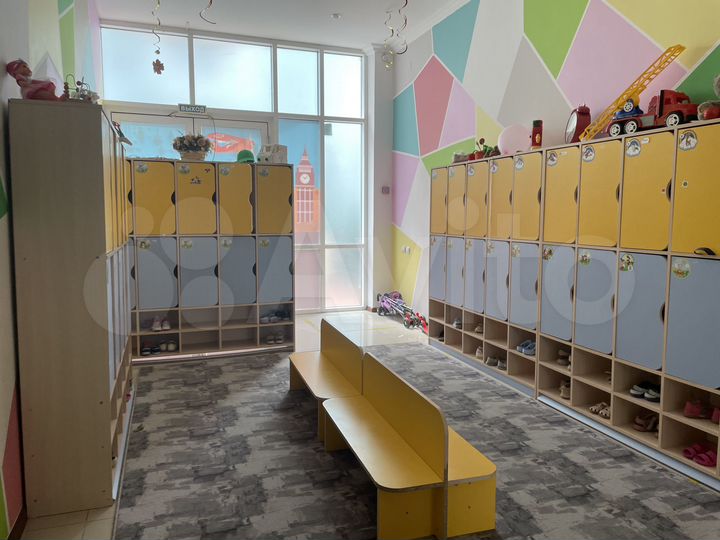 Здание, 343 м²