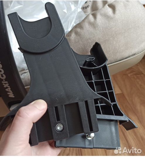 Адаптеры для автолюльки Adamex Maxi-cosi Cybex