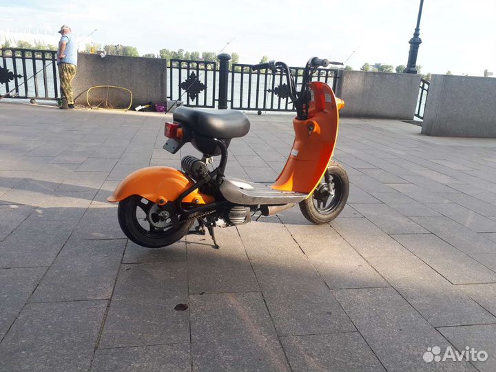 Японский мини-скутер Suzuki Choi Nori