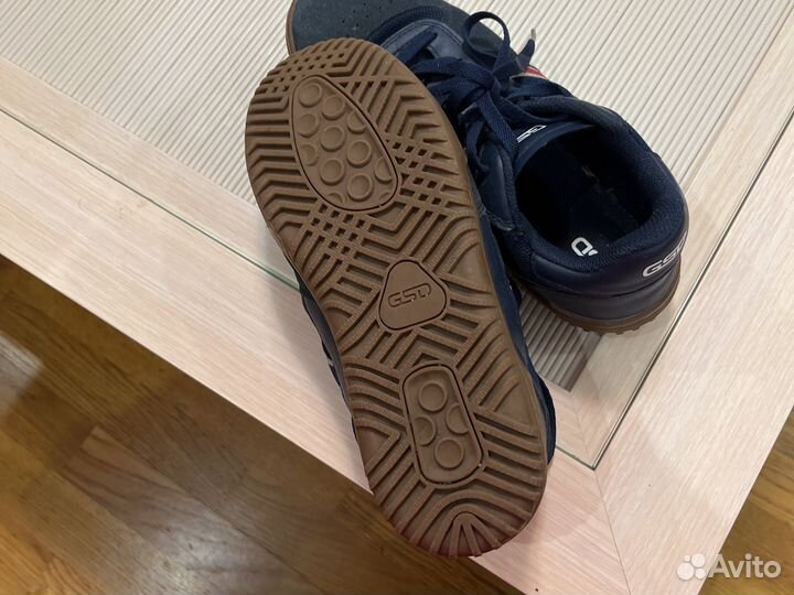 Шиповки размер 38