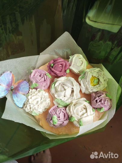 Макаруны,цветы и букеты из зефира