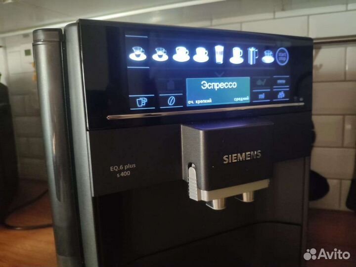 Кофемашина Siemens E.Q 6 plus s400 почти новая