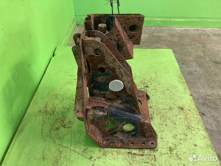 Кронштейн крепления MAN TGA