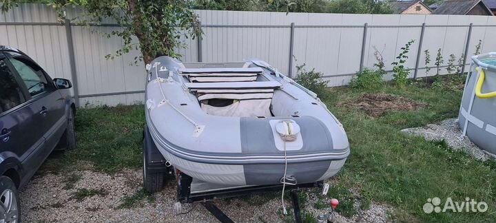 Надувная лодка пвх gladiator 370al