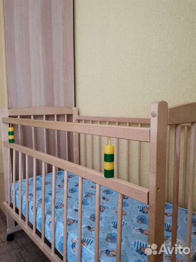 Детская кроватка/матрас/берёза/одеяло/простыни