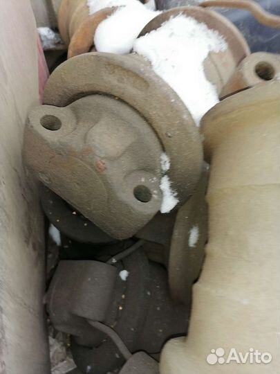 Катки опорные на экскаватор Хитачи 180,200