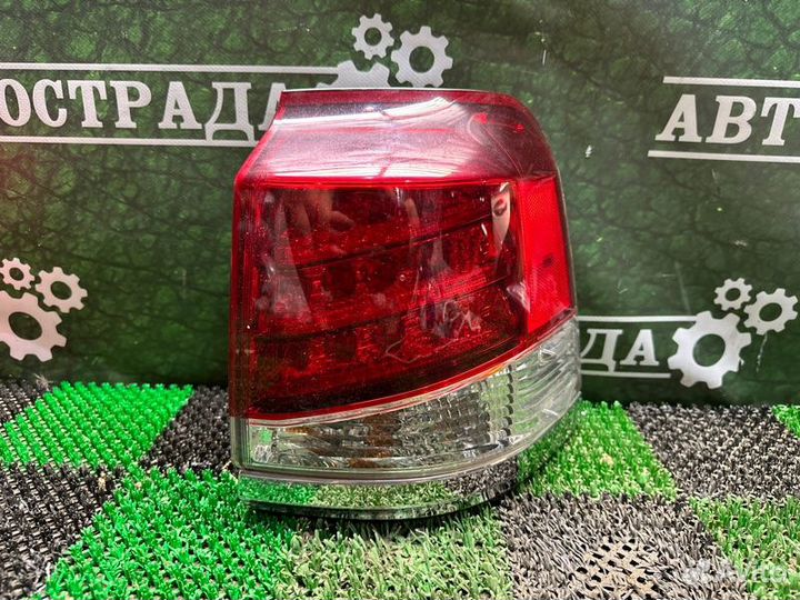 Фонарь правый Lexus Lx570 2012-2015