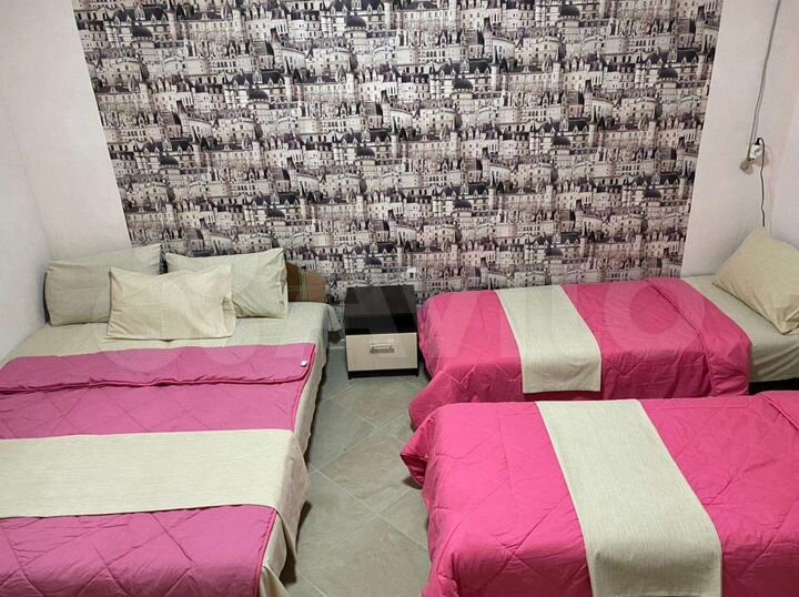 Комната 16 м² в 4-к., 1/2 эт.