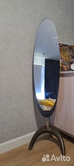 Зеркало напольное