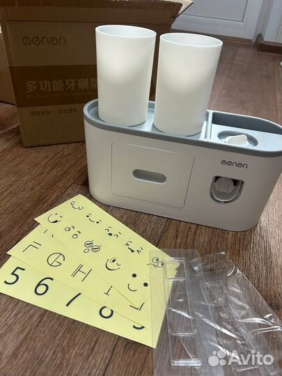 Дозатор для зубной пасты