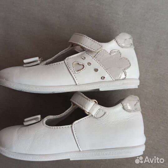 Туфли для девочки 23 размер